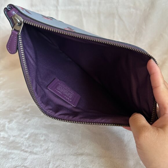 NWT! Coach F73272 Disney Snow White Sleepy Blue Leather Pink Large Wristlet Bag - Picture 7 of 9